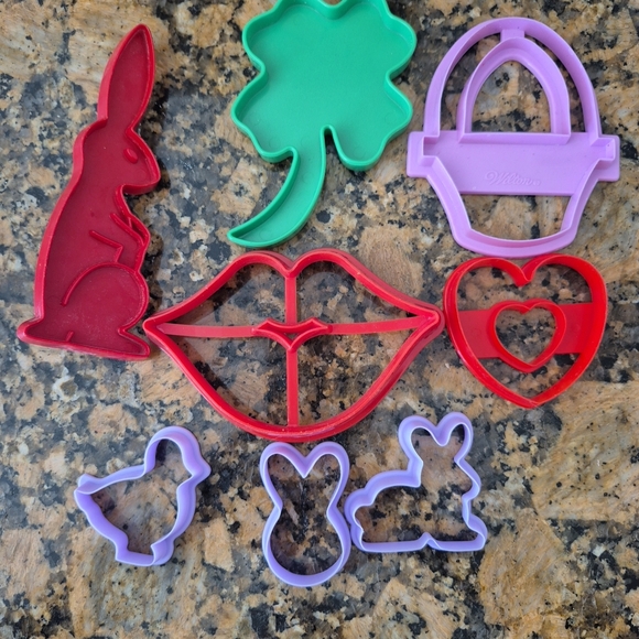 Colorful Cookie Cutter Set for Baking - Picture 2 of 3